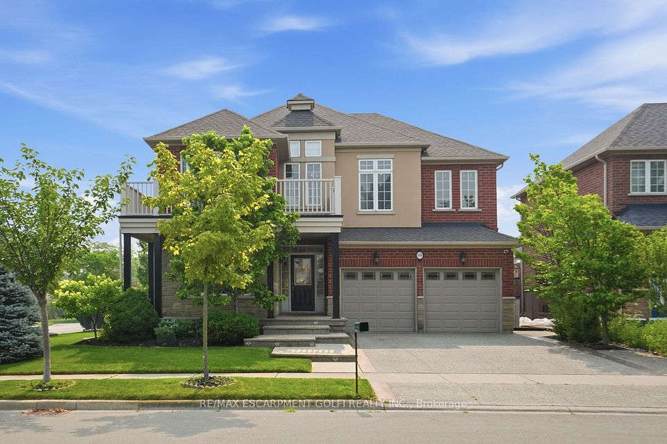 Detached at 100 Springstead Avenue, Hamilton, ON L8E 6E9, Hamilton