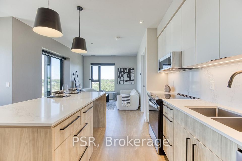 Condo Apartment at 150 Hollywood Court 617, Cambridge, ON N1R 0E6, Cambridge