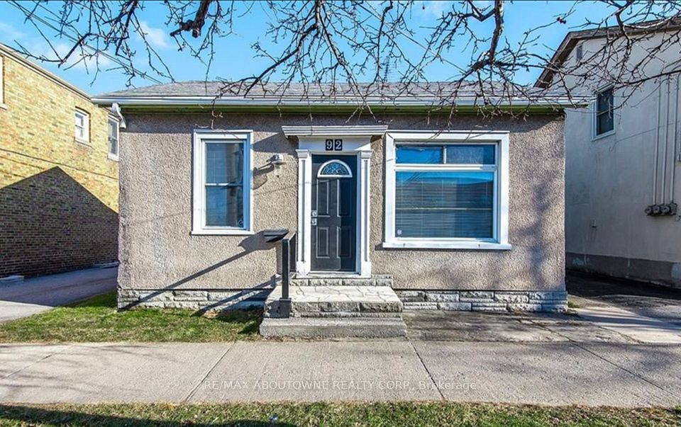 92 LAKE Street, St. Catharines, ON L2R 5X6