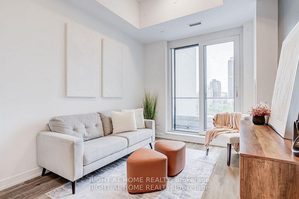 Condo Apartment at 15 Wellington Street S 301, Kitchener, ON N2G 0E4, Kitchener