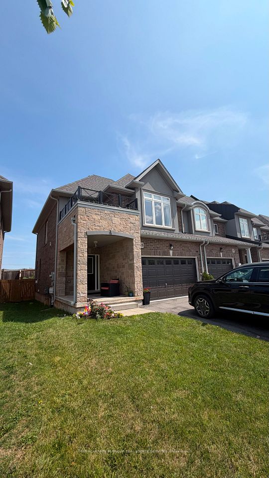 Att/Row/Townhouse at 35 Pinot Crescent, Hamilton, ON L8E 0J8, Hamilton