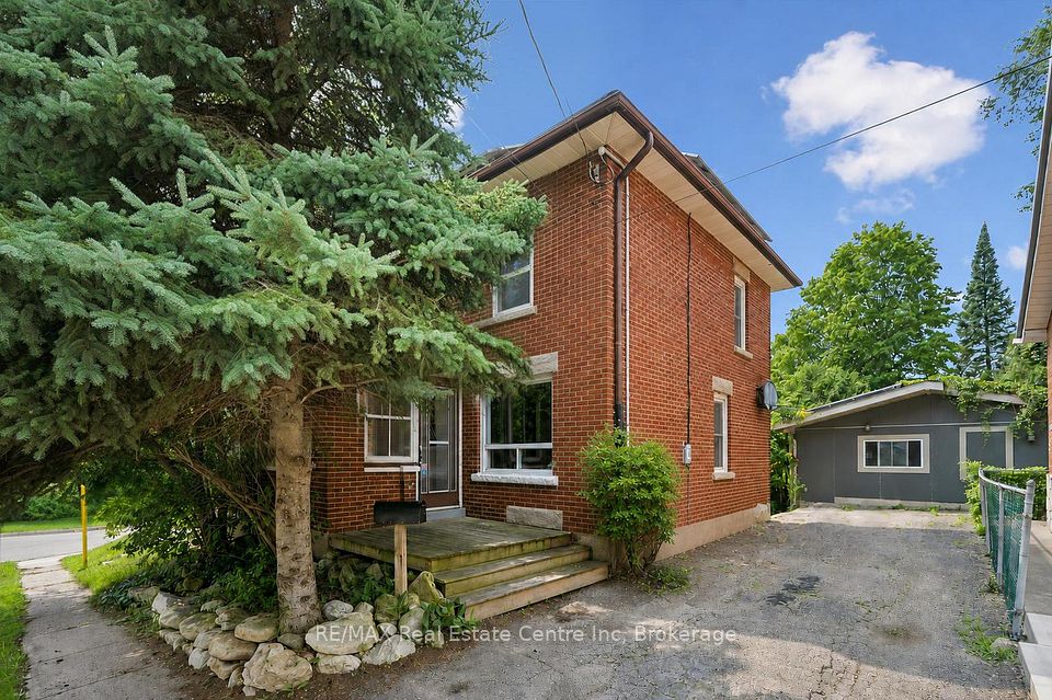 Semi-Detached at 6 PEARL Street, Guelph, ON N1E 2E3, Guelph