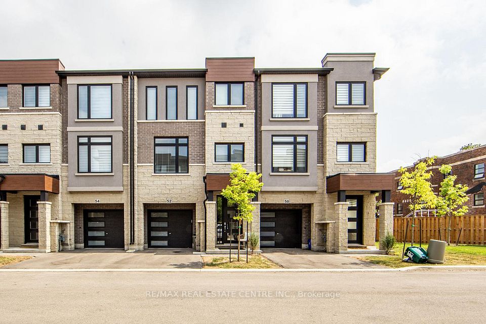 Att/Row/Townhouse at 52 Sentinel Lane, Hamilton, ON L9C 0E8, Hamilton