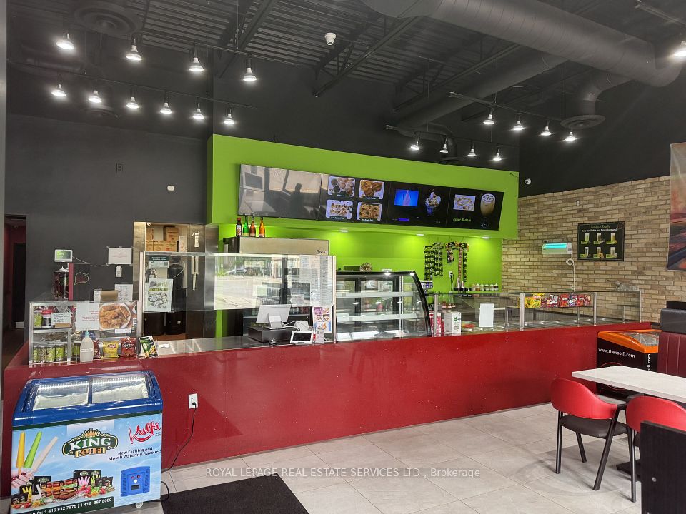 204 Silvercreek Parkway N 2&3, Guelph, ON N1H 7P7