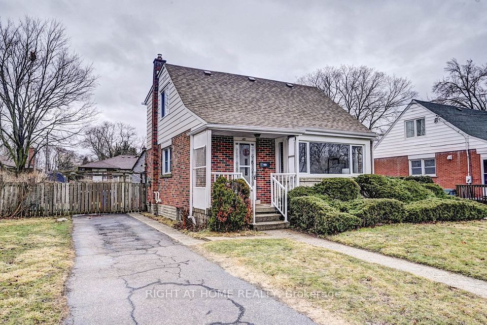 Detached at 45 Philip Avenue, Guelph, ON N1E 1R5, Guelph