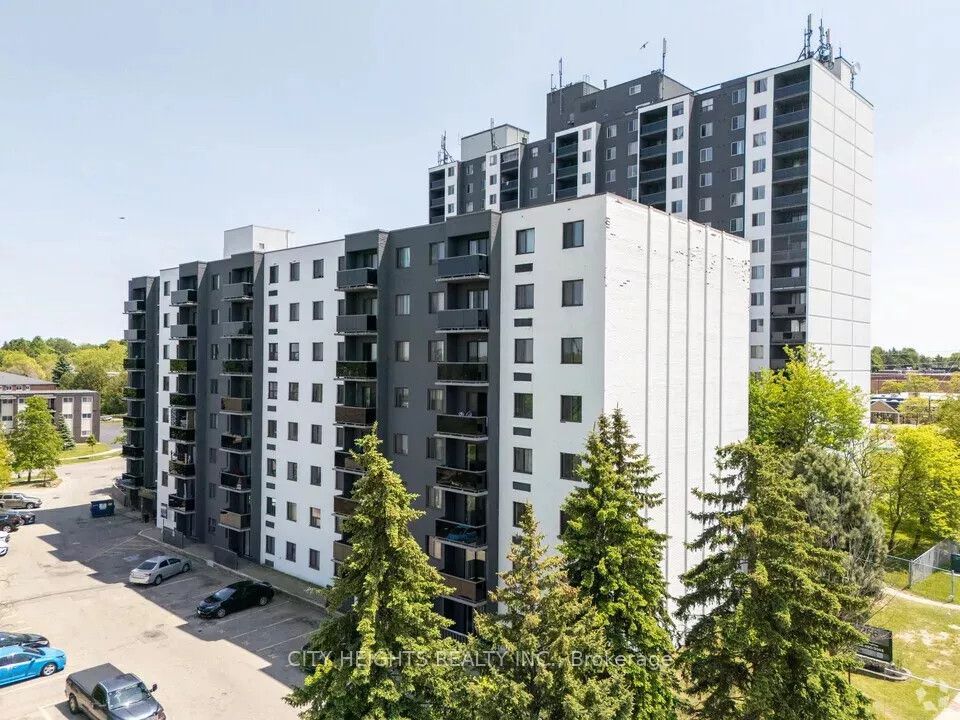 Condo Apartment at 294 Chandler Drive 1608, Kitchener, ON N2E 2K1, Kitchener
