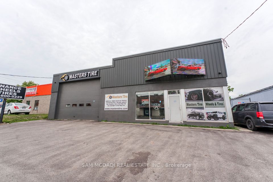 205 Wharncliffe Road S, London South, ON N6J 2K8