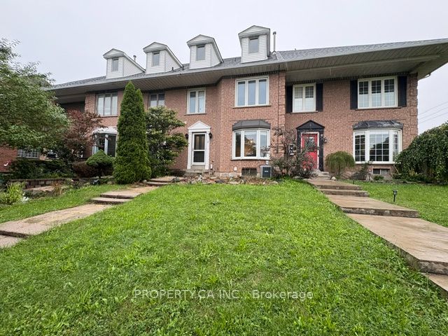 Att/Row/Townhouse at 3 Waterford Crescent, Hamilton, ON L8E 4Z8, Hamilton