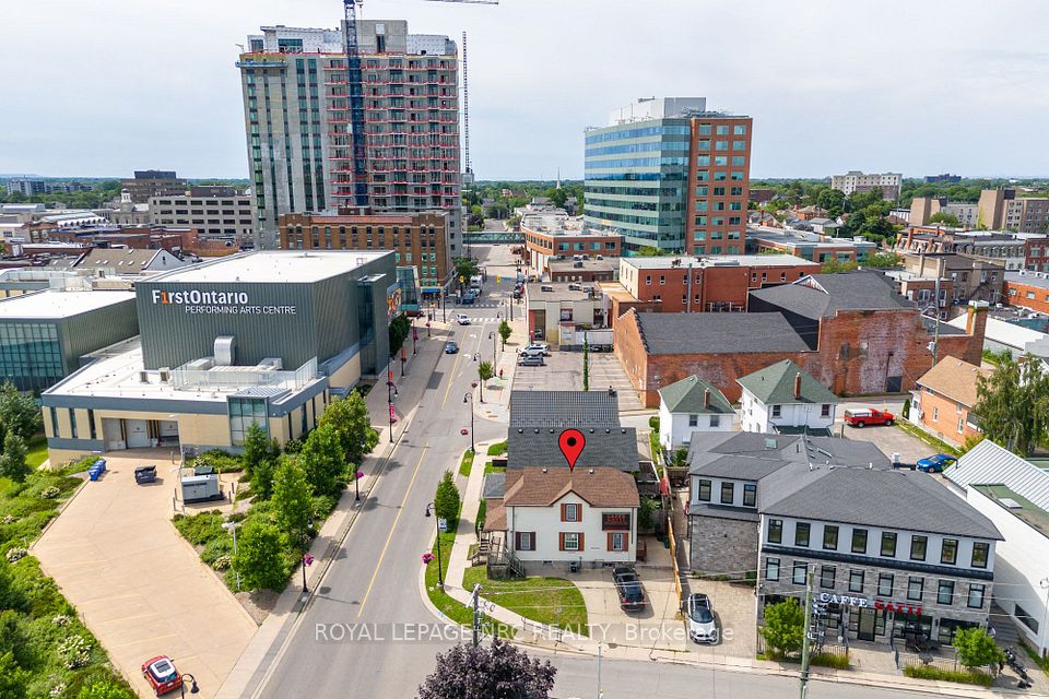 44 Carlisle Street, St. Catharines, ON L2R 4H4 at 44 Carlisle Street, St. Catharines, ON L2R 4H4, St. Catharines, ON, L2R 4H4