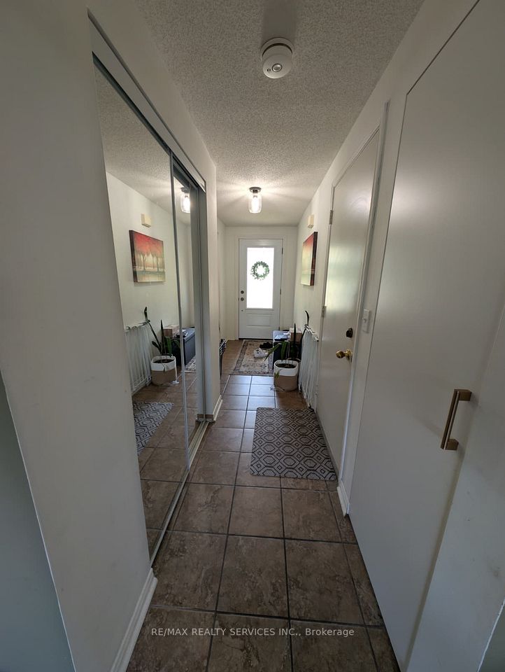 Att/Row/Townhouse at 466 Bankside Drive, Kitchener, ON N2N 3J6, Kitchener