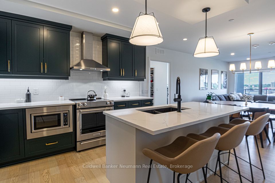 Condo Apartment at 71 Wyndham Street S 1206, Guelph, ON N1E 0T7, Guelph