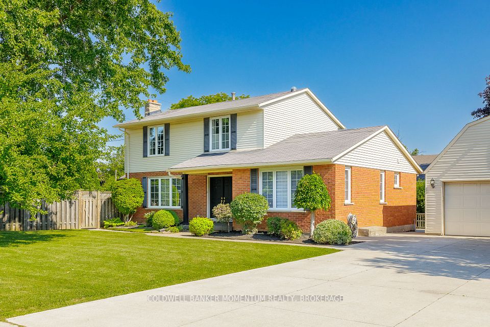 212 Livingston Avenue, Grimsby, ON L3M 4V8 at 212 Livingston Avenue, Grimsby, ON L3M 4V8, Grimsby, ON, L3M 4V8