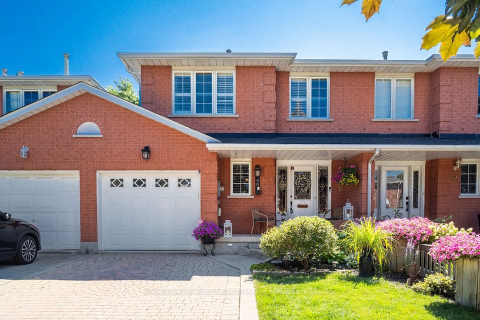Att/Row/Townhouse at 46 Chelsea Crescent, Hamilton, ON L8E 5R7, Hamilton