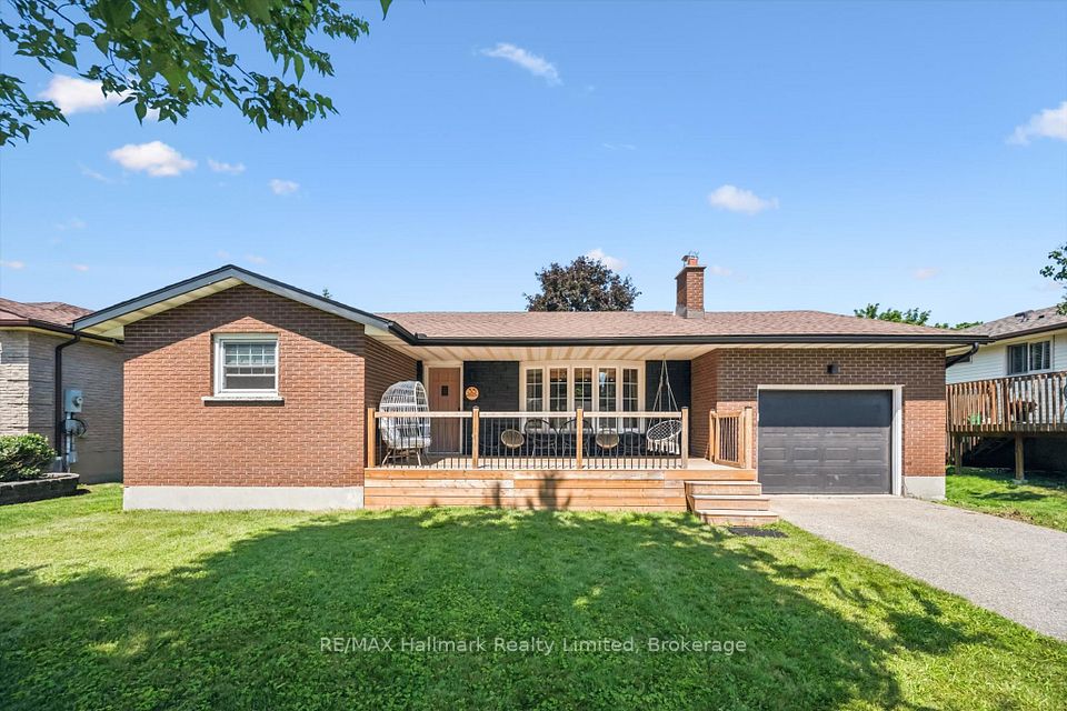 Detached at 35 Matthew Drive, Guelph, ON N1H 7S7, Guelph