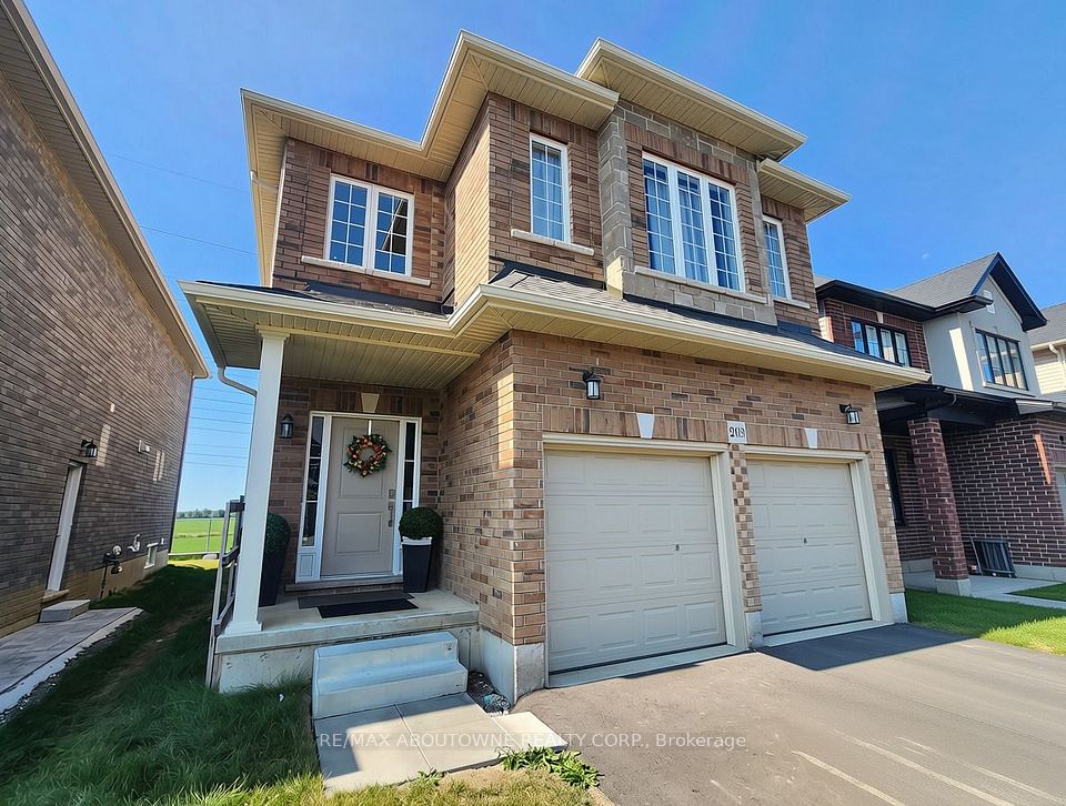 Detached at 203 Rockledge Drive Lower, Hamilton, ON L0R 1P0, Hamilton