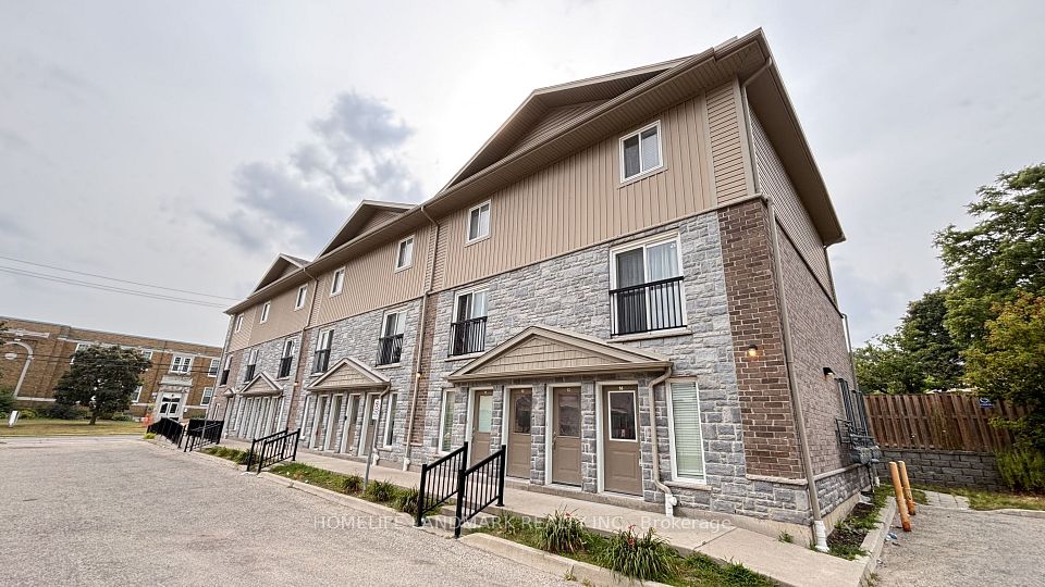 122 COURTLAND Avenue E, Waterloo, ON N2G 0B8 at 122 COURTLAND Avenue E, Waterloo, ON N2G 0B8, Waterloo, ON, N2G 0B8