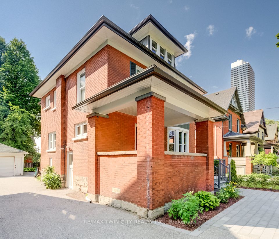 Detached at 36 Heins Avenue, Kitchener, ON N2G 1Z8, Kitchener