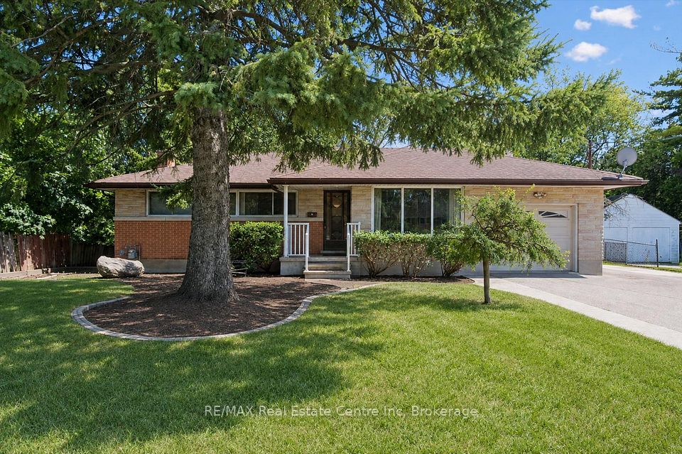 289 SPEEDVALE Avenue E, Guelph, ON N1E 1M8 at 289 SPEEDVALE Avenue E, Guelph, ON N1E 1M8, Guelph, ON, N1E 1M8