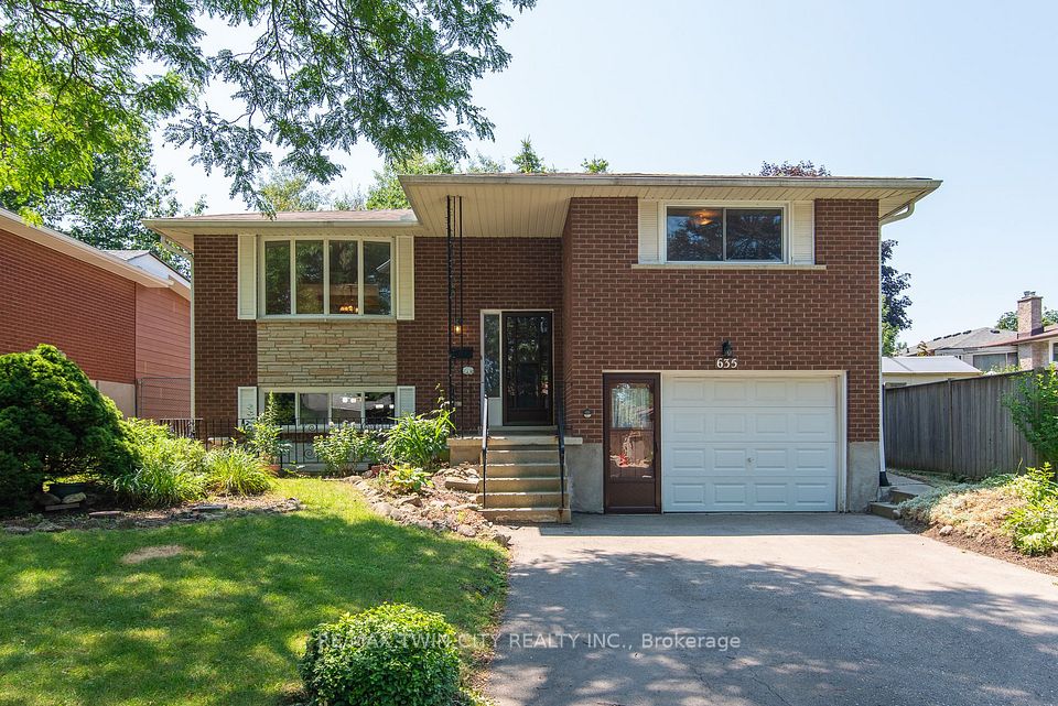 635 Cedargrove Place, Waterloo, ON N2L 4Y8 at 635 Cedargrove Place, Waterloo, ON N2L 4Y8, Waterloo, ON, N2L 4Y8