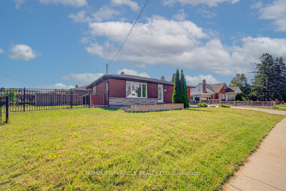 Detached at 161 Kipling Avenue, Kitchener, ON N2C 2B8, Kitchener