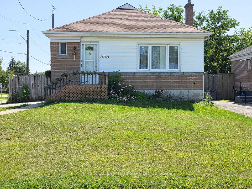 Detached at 353 East 21st Street, Hamilton, ON L8V 2V1, Hamilton