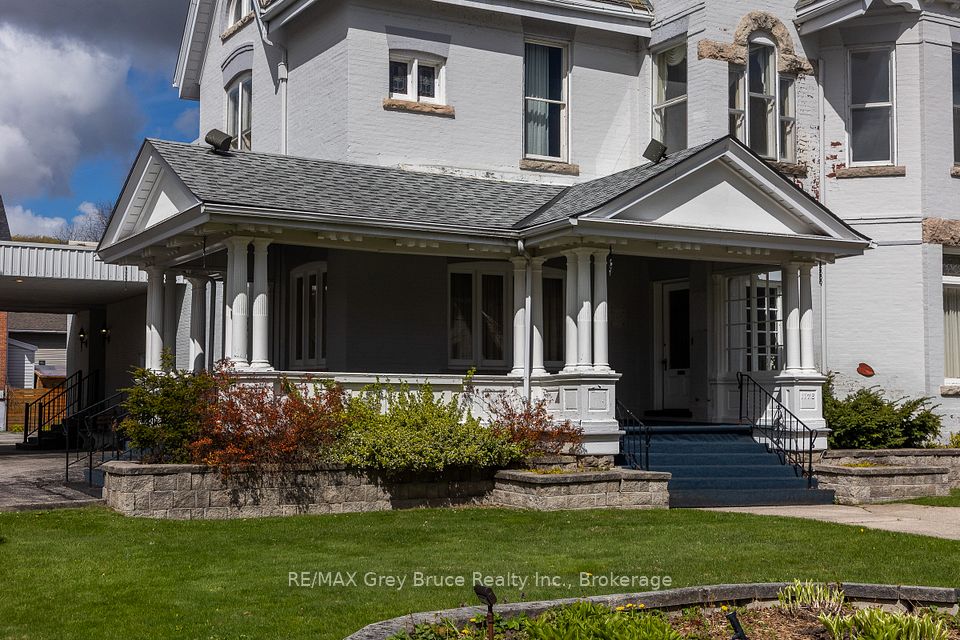 1178 4th Avenue W, Owen Sound, ON N4K 4W5