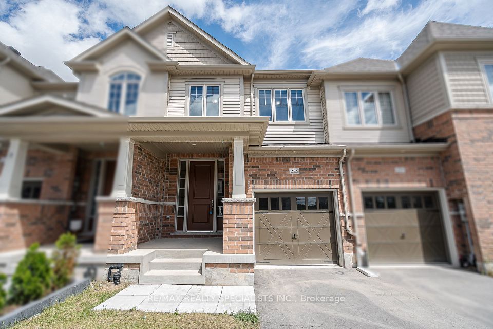 225 Broadacre Drive, Kitchener, ON N2R 0S6 at 225 Broadacre Drive, Kitchener, ON N2R 0S6, Kitchener, ON, N2R 0S6