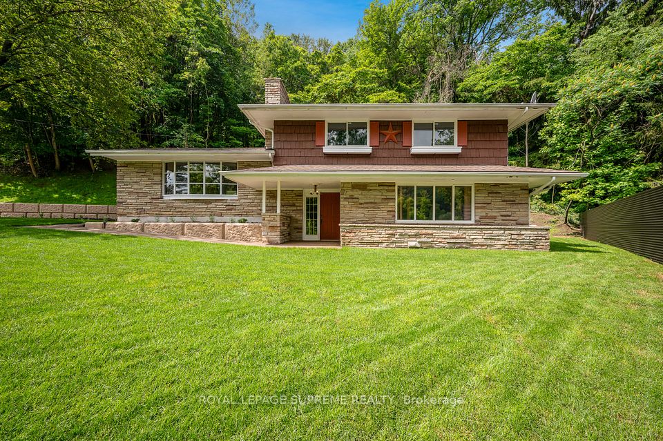 2035 Hollow Road, Thorold, ON L2V 5G8 at 2035 Hollow Road, Thorold, ON L2V 5G8, Thorold, ON, L2V 5G8