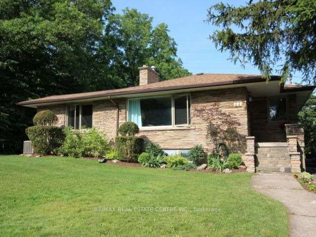 Detached at 44 Brodick Street, Hamilton, ON L8S 3E4, Hamilton