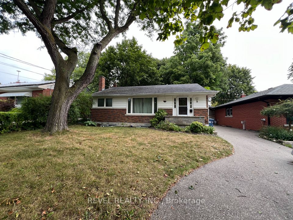 Detached at 9 Collingwood Street Lower, Guelph, ON N1E 3R2, Guelph