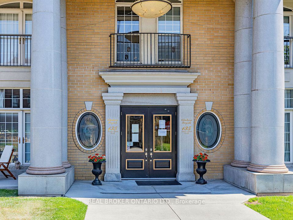 135 James Street S 1011, Hamilton, ON L8P 2Z6 at 135 James Street S 1011, Hamilton, ON L8P 2Z6, Hamilton, ON, L8P 2Z6