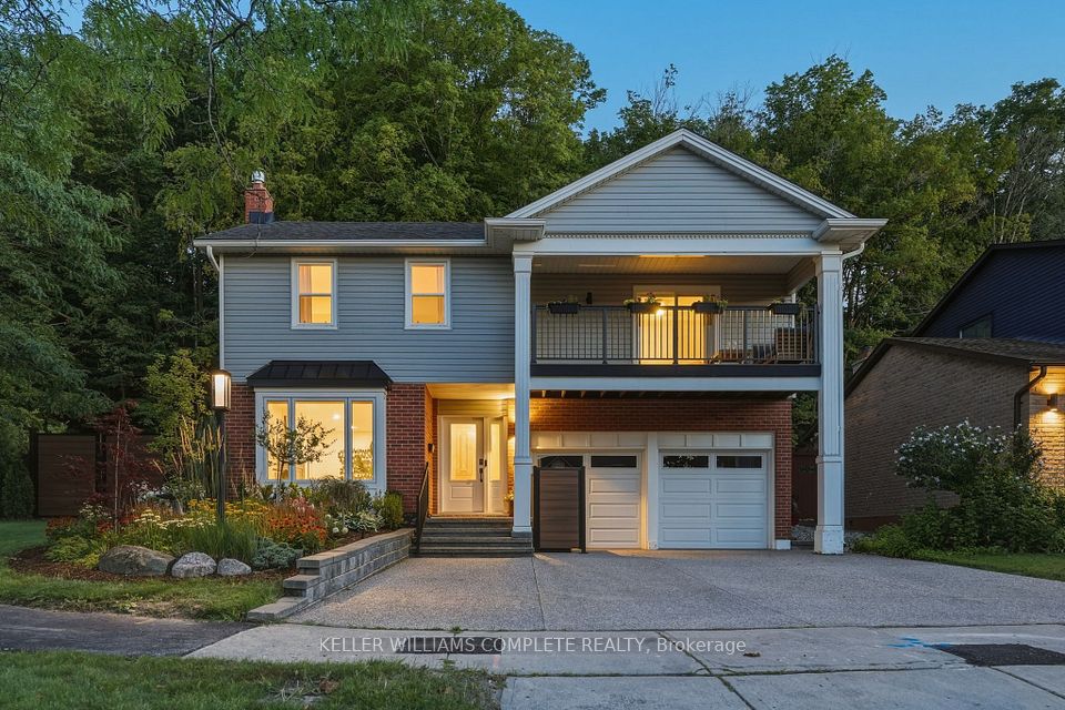 Detached at 18 Dundee Drive, Hamilton, ON L8G 4K4, Hamilton