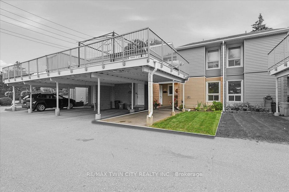 Condo Townhouse at 65 GLAMIS Road, Cambridge, ON N1R 6W4, Cambridge