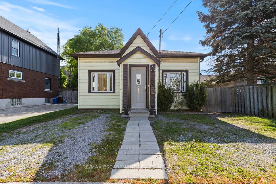 4774 Saint Clair Avenue, Niagara Falls, ON L2E 3T1 at 4774 Saint Clair Avenue, Niagara Falls, ON L2E 3T1, Niagara Falls, ON, L2E 3T1