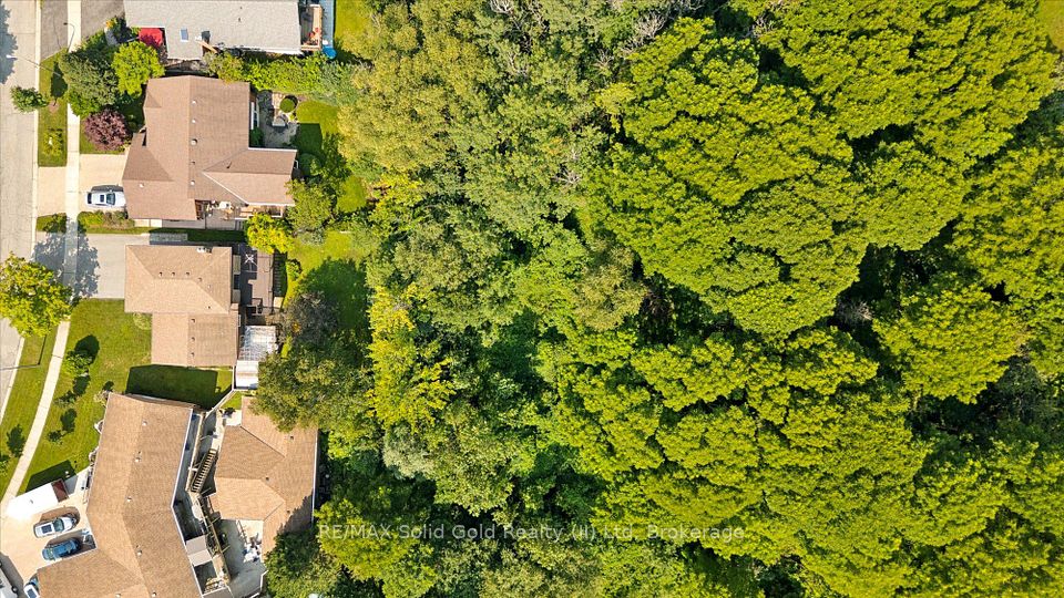 Detached at 8 Perin Place, Kitchener, ON N2P 1L5, Kitchener