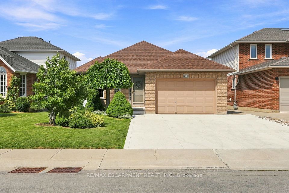 210 BASTILLE Street, Hamilton, ON L9B 2G5 at 210 BASTILLE Street, Hamilton, ON L9B 2G5, Hamilton, ON, L9B 2G5