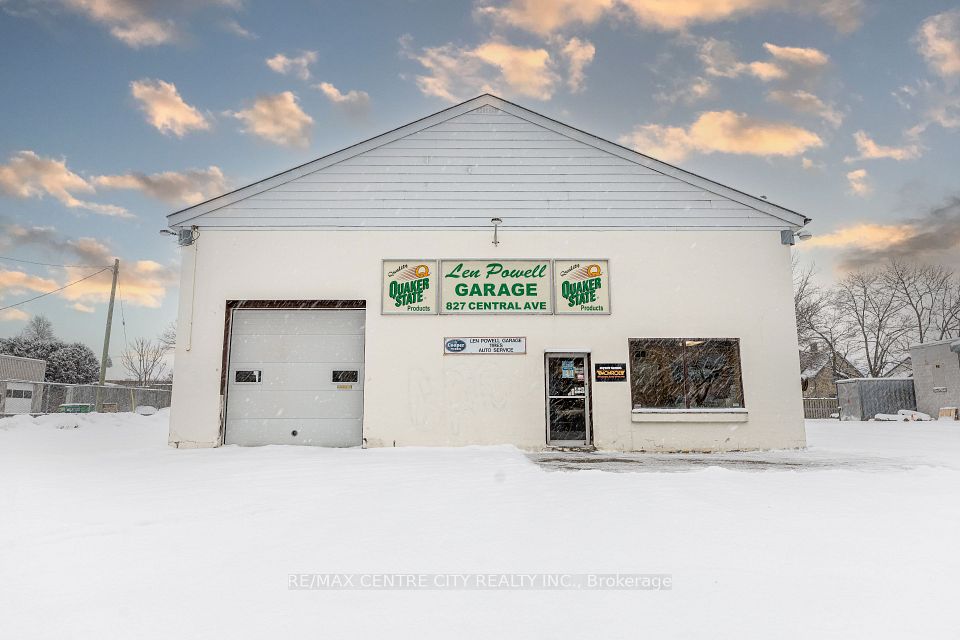 827 CENTRAL Avenue, London East, ON N5W 3R1