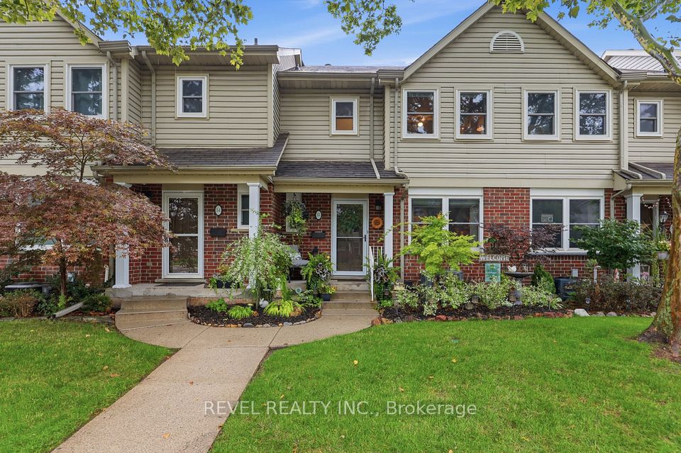 55 Kerman Avenue 55, Grimsby, ON L3M 5G2 at 55 Kerman Avenue 55, Grimsby, ON L3M 5G2, Grimsby, ON, L3M 5G2