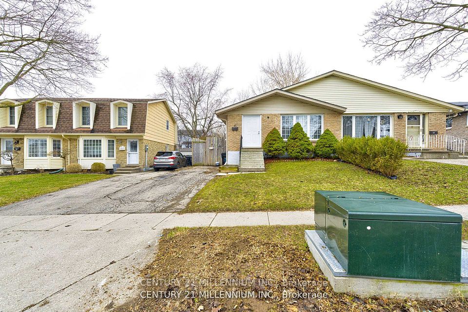 15 Northview Heights Drive, Cambridge, ON N1R 6Z9 at 15 Northview Heights Drive, Cambridge, ON N1R 6Z9, Cambridge, ON, N1R 6Z9