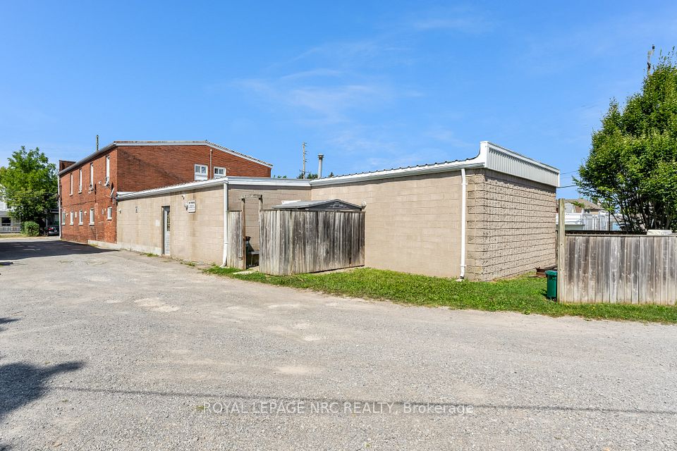 192 Burgar Street, Welland, ON L3B 2T4