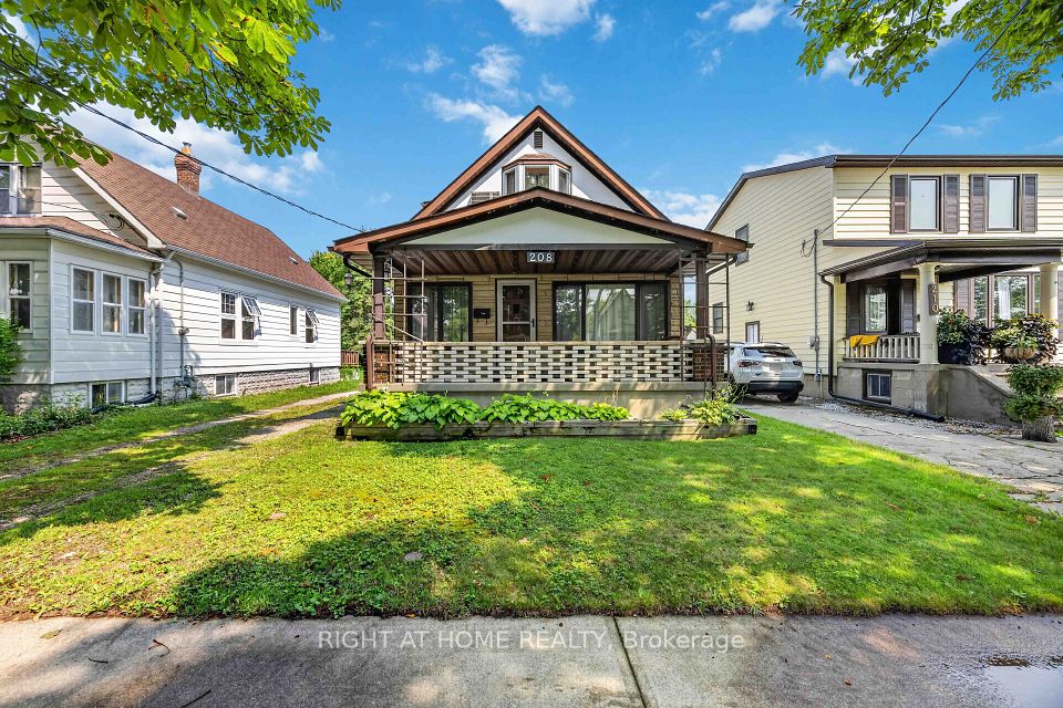 208 Ross Avenue, Sarnia, ON N7T 1J7 at 208 Ross Avenue, Sarnia, ON N7T 1J7, Sarnia, ON, N7T 1J7