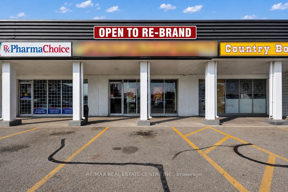 5 Manitou Drive 106B, Kitchener, ON N2C 2J6