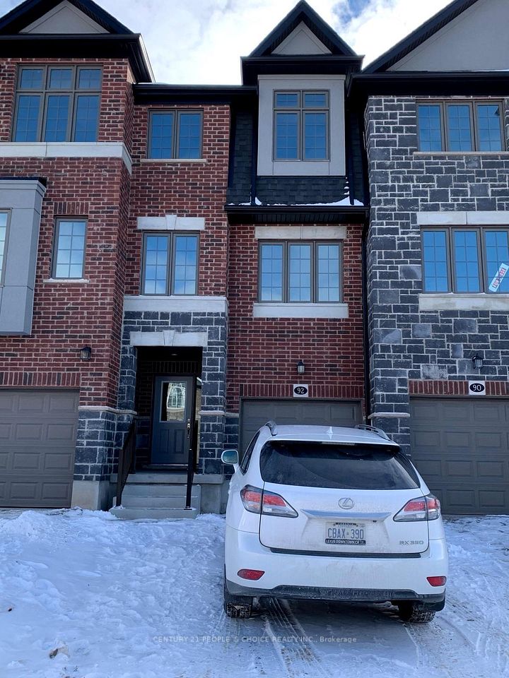 Att/Row/Townhouse at 92 Monarch Woods Drive, Kitchener, ON N2P 0K1, Kitchener