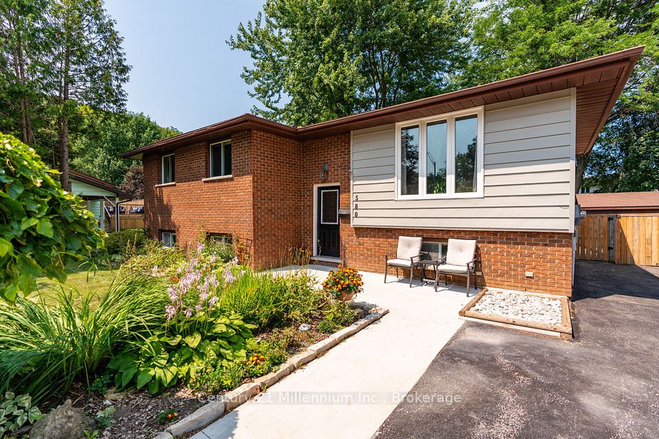 580 2nd A Street W, Owen Sound, ON N4K 6H4 at 580 2nd A Street W, Owen Sound, ON N4K 6H4, Owen Sound, ON, N4K 6H4