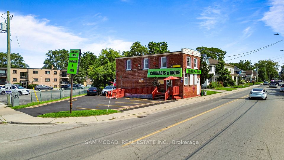 230 Ontario Street, St. Catharines, ON L2R 5L1