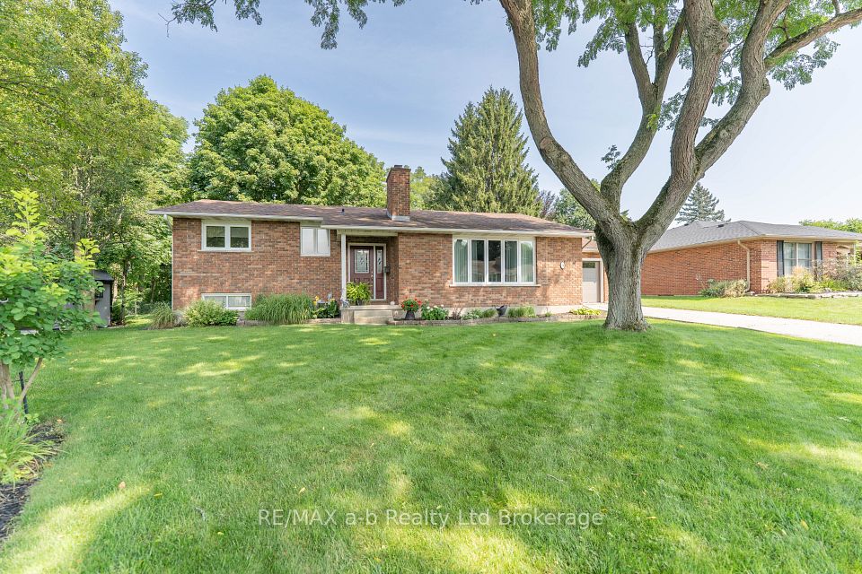 34 Glenridge Road, Tillsonburg, ON N4G 4J7 at 34 Glenridge Road, Tillsonburg, ON N4G 4J7, Tillsonburg, ON, N4G 4J7