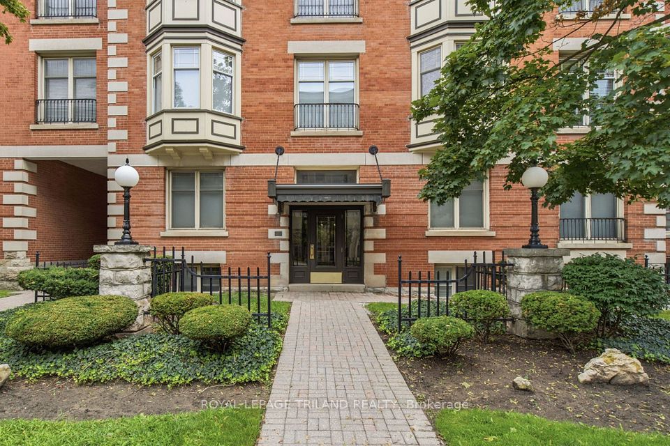 460 Wellington Street 105B, London East, ON N6A 3P8