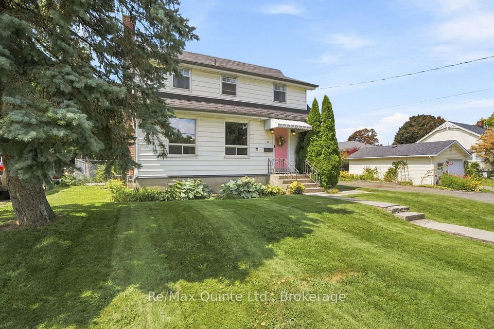 28 Shamrock Road, Belleville, ON K8P 4J2 at 28 Shamrock Road, Belleville, ON K8P 4J2, Belleville, ON, K8P 4J2