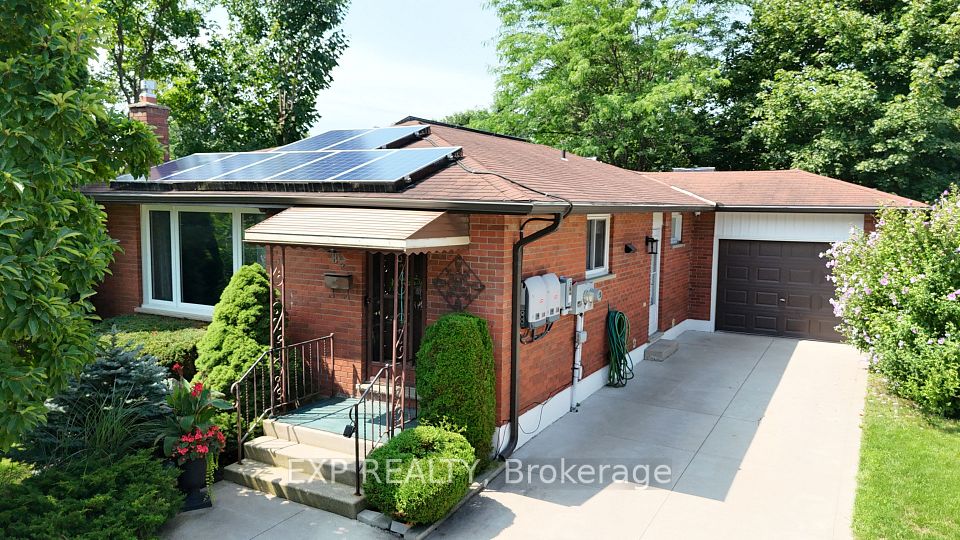 82 Lacey Crescent, London South, ON N6E 2E7 at 82 Lacey Crescent, London South, ON N6E 2E7, London South, ON, N6E 2E7