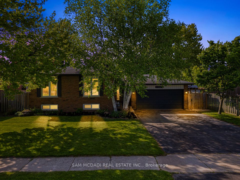 32 Milverton Close, Hamilton, ON L8B 0A9 at 32 Milverton Close, Hamilton, ON L8B 0A9, Hamilton, ON, L8B 0A9